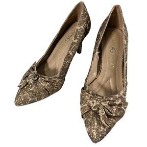 NWOT-1 SHOW! ANDREW GELLER! GOLD, SUBTLE BLACK NET TAPESTRY HEELS PUMPS! SZ 7.5M